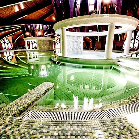 Apartament Bequem Eingerichtete Mit Grossem Garten By Interhome