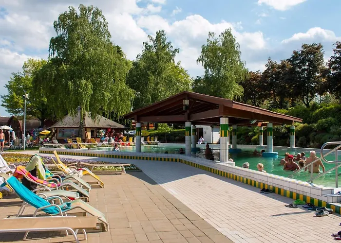 Bequem Eingerichtete Mit Grossem Garten By Interhome Апартаменты Залакарош