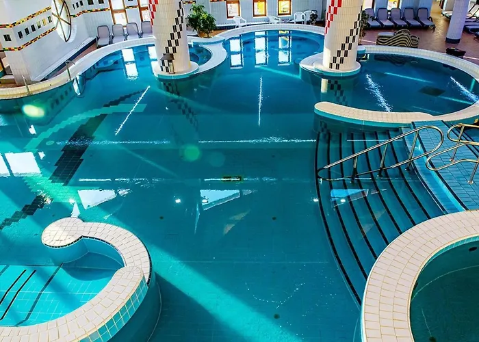 Bequem Eingerichtete Mit Grossem Garten By Interhome דירה *